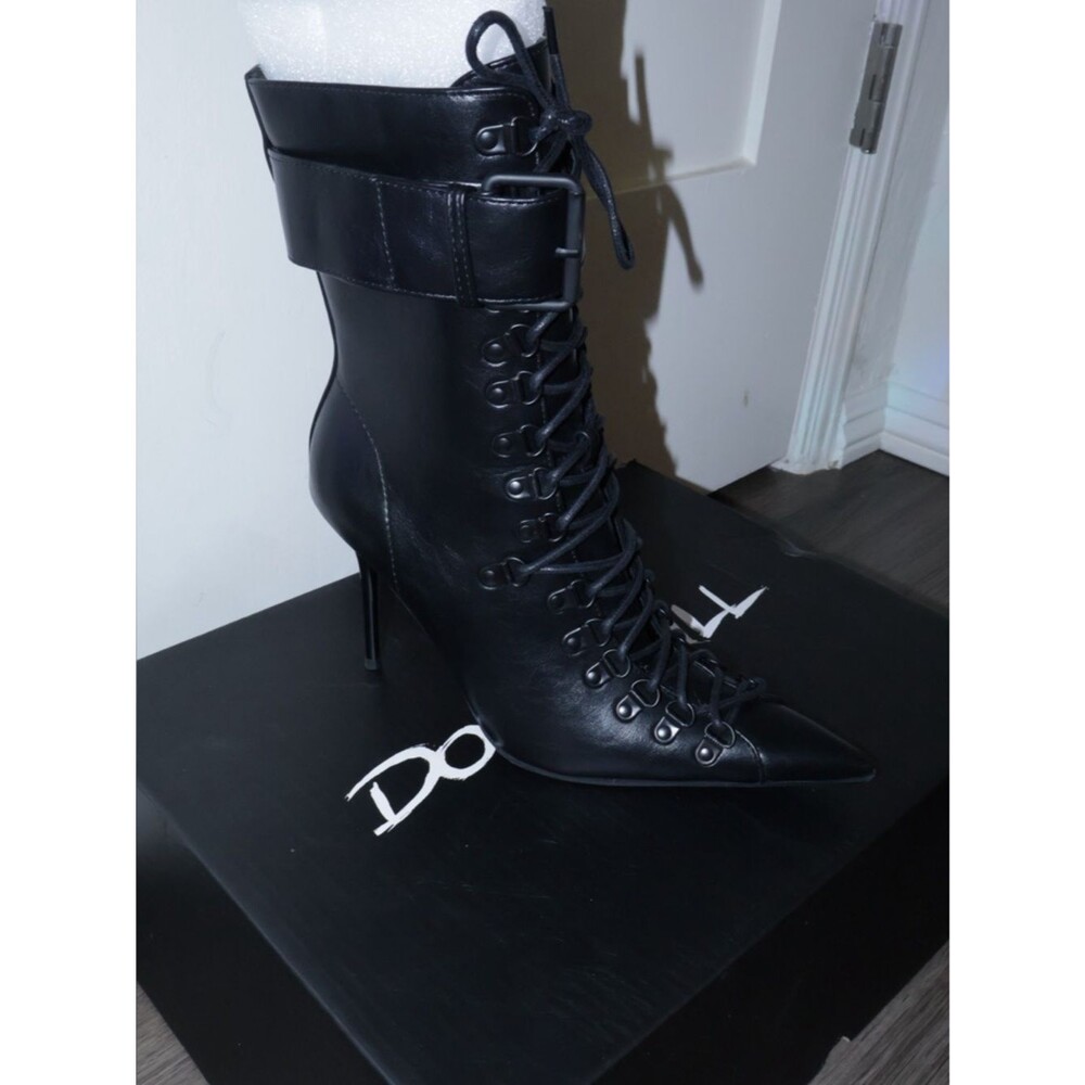 Dolls Kill Generation Kiss Boulevard Heeled Boots size 7’womens